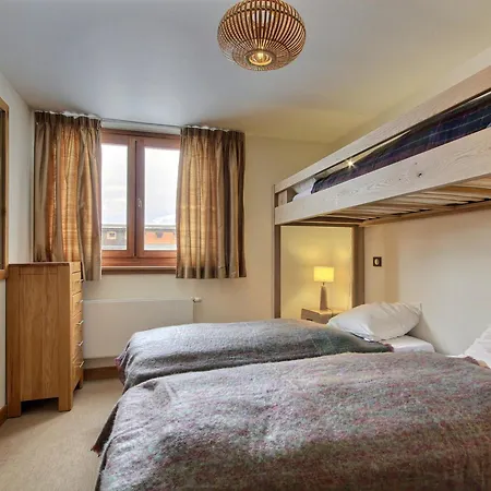 Bel 2 Pieces Face Aux Pistes Avec Balcon Et Wifi, Pour 5 Personnes - Fr-1-455-287